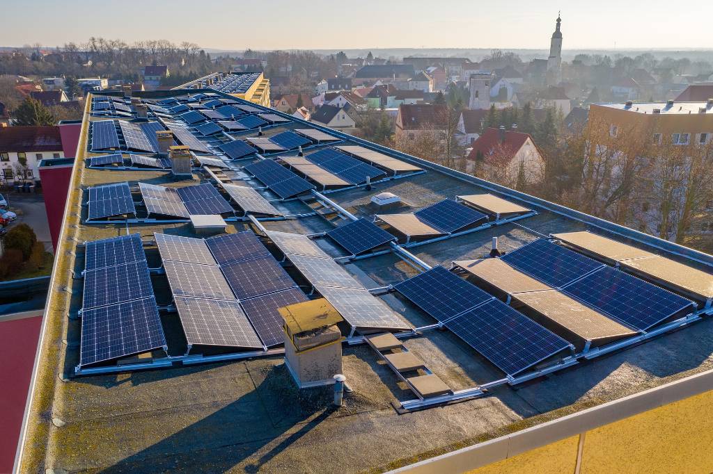 „Mehr Photovoltaik auf Gewerbedächern“-Kampagne